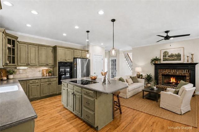 707 Inverness Way, Canton, GA 30115
