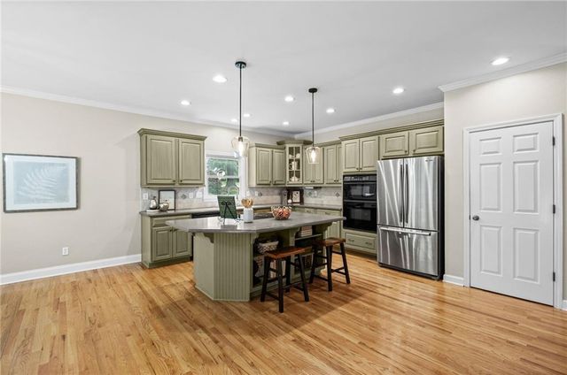 707 Inverness Way, Canton, GA 30115