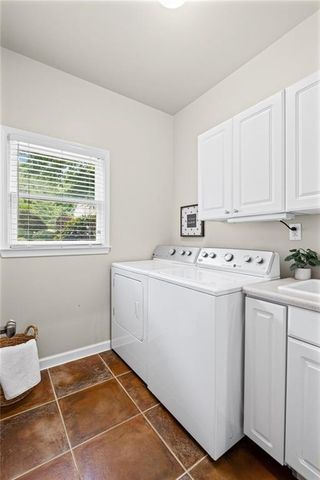 707 Inverness Way, Canton, GA 30115