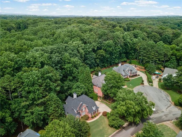 707 Inverness Way, Canton, GA 30115