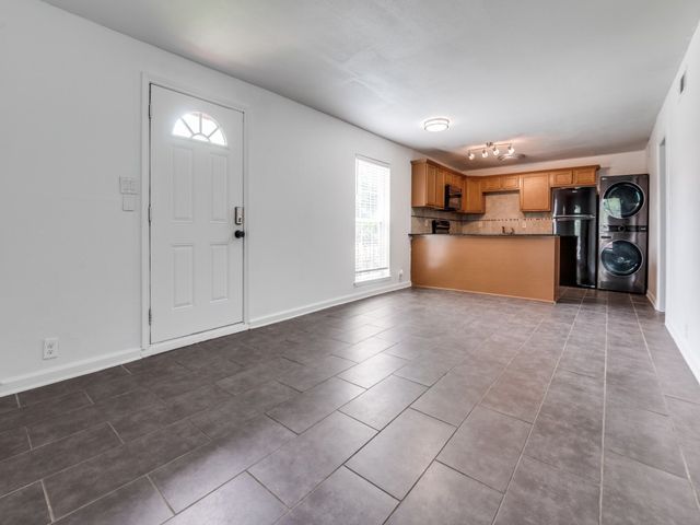 5234 Fleetwood Oaks Avenue 120, Dallas, TX 75235