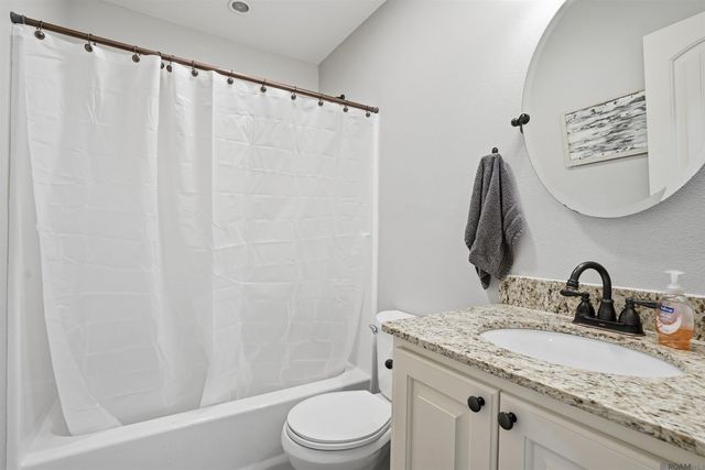 10225 Blackwater Rd, Baker, LA 70714