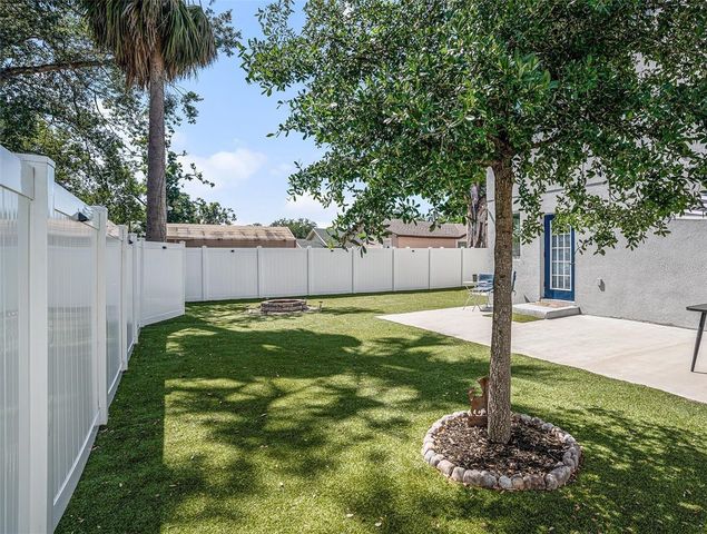 3307 E COMANCHE AVENUE, Tampa, FL 33610