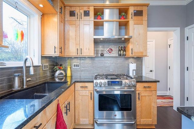 11541 S Brentwood Street, Olathe, KS 66061