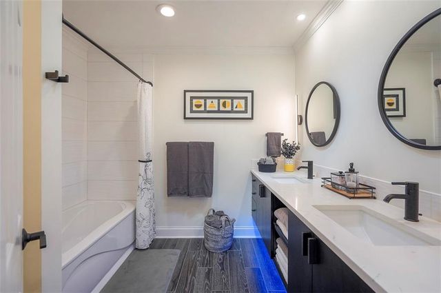 11541 S Brentwood Street, Olathe, KS 66061