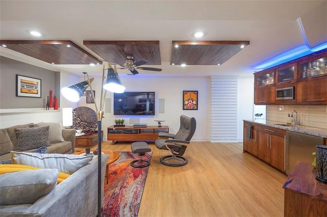 11541 S Brentwood Street, Olathe, KS 66061