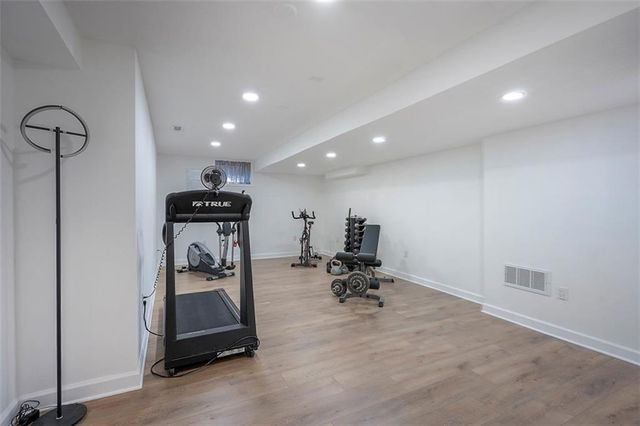 11541 S Brentwood Street, Olathe, KS 66061