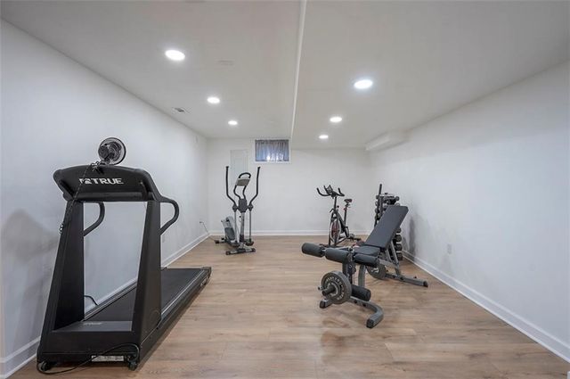 11541 S Brentwood Street, Olathe, KS 66061