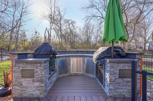 11541 S Brentwood Street, Olathe, KS 66061