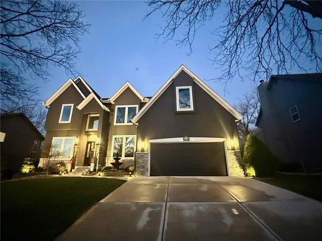 11541 S Brentwood Street, Olathe, KS 66061