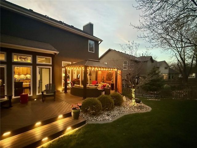 11541 S Brentwood Street, Olathe, KS 66061