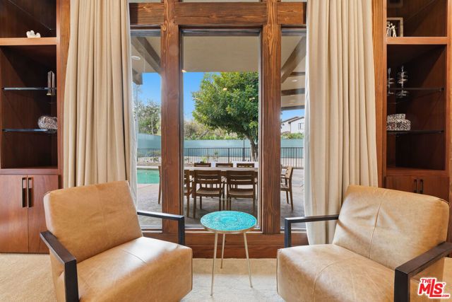 17424 Cumpston Street, Encino (los Angeles), CA 91316