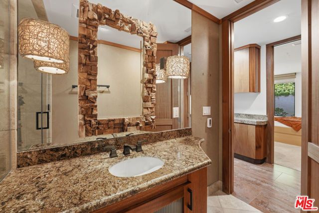 17424 Cumpston Street, Encino (los Angeles), CA 91316