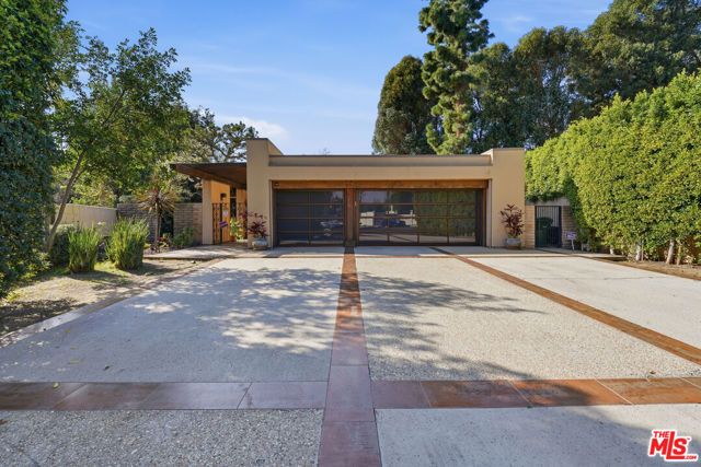 17424 Cumpston Street, Encino (los Angeles), CA 91316