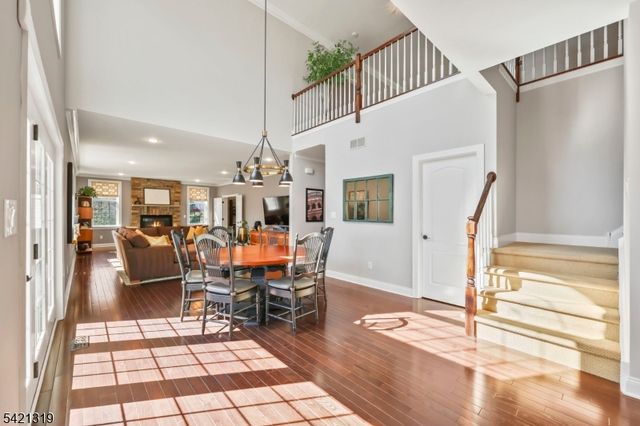 12 Skyline Dr, Randolph Twp., NJ 07869