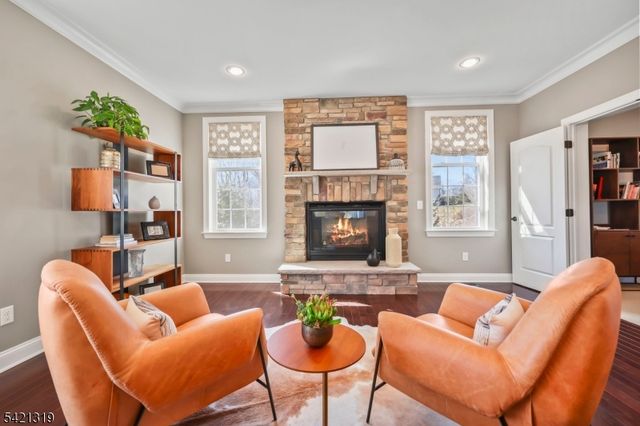 12 Skyline Dr, Randolph Twp., NJ 07869