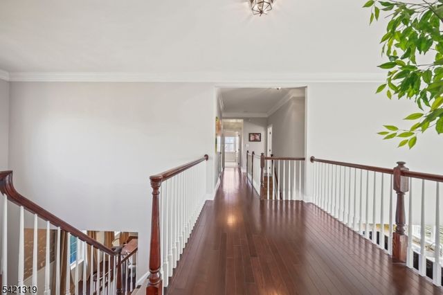 12 Skyline Dr, Randolph Twp., NJ 07869