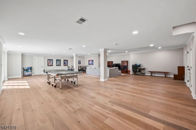 12 Skyline Dr, Randolph Twp., NJ 07869