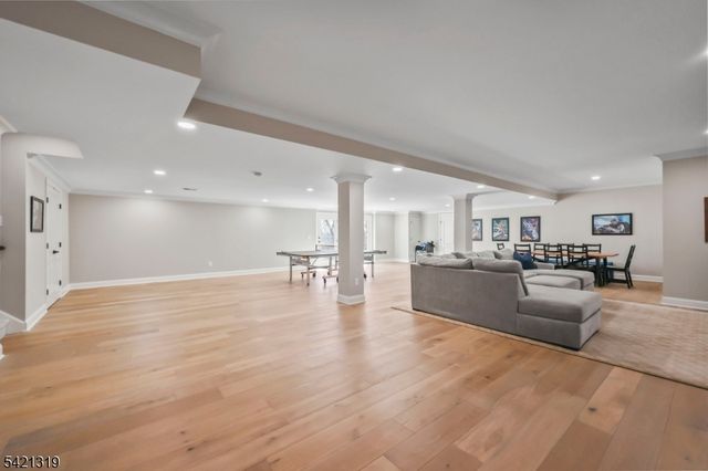 12 Skyline Dr, Randolph Twp., NJ 07869