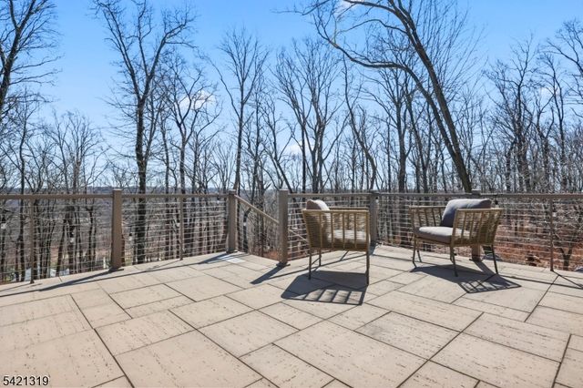 12 Skyline Dr, Randolph Twp., NJ 07869