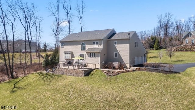 12 Skyline Dr, Randolph Twp., NJ 07869