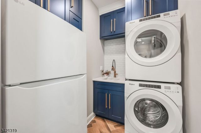 12 Skyline Dr, Randolph Twp., NJ 07869