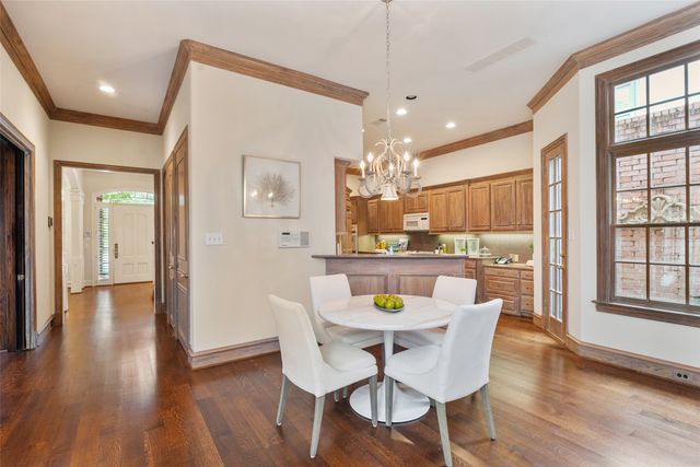 7 Knightwood Court, Dallas, TX 75225