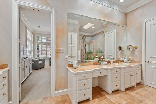 7 Knightwood Court, Dallas, TX 75225