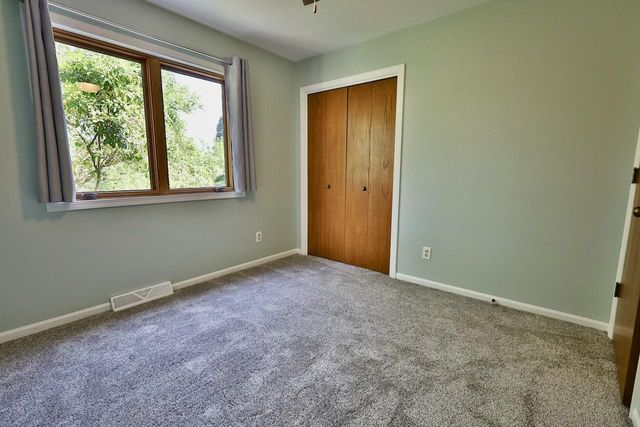 2613 Cochise Trail, Fitchburg, WI 53711