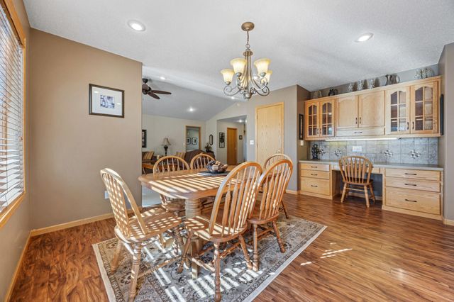 631 15th Avenue E, West Fargo, ND 58078