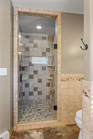 631 15th Avenue E, West Fargo, ND 58078