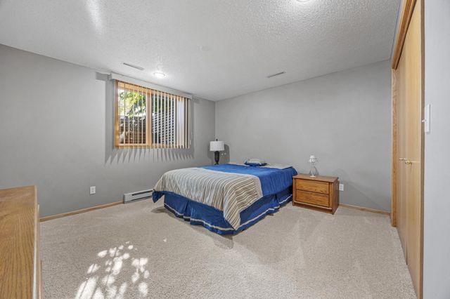 631 15th Avenue E, West Fargo, ND 58078