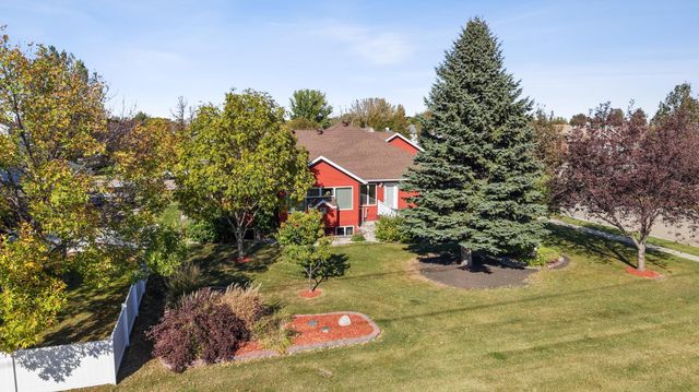 631 15th Avenue E, West Fargo, ND 58078