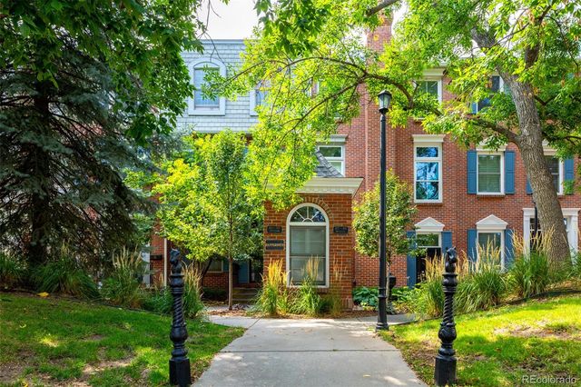 477 Josephine Street, Denver, CO 80206