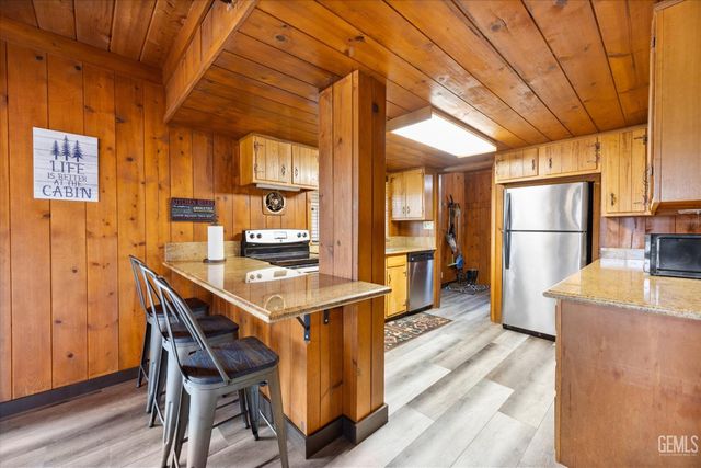 29851 N Lower Valley Road, Tehachapi, CA 93561