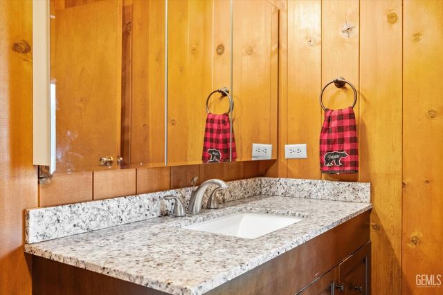 29851 N Lower Valley Road, Tehachapi, CA 93561