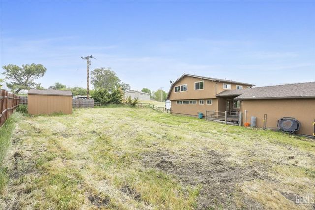 29851 N Lower Valley Road, Tehachapi, CA 93561