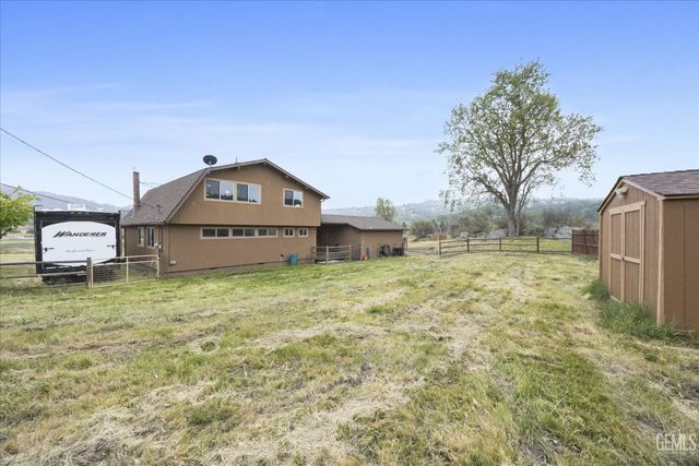 29851 N Lower Valley Road, Tehachapi, CA 93561