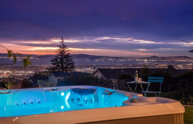 225 225 Chadbourne Way, Oakland, CA 94619