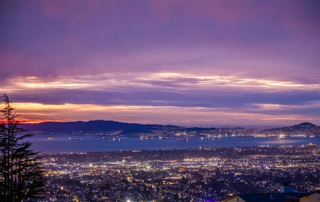 225 225 Chadbourne Way, Oakland, CA 94619