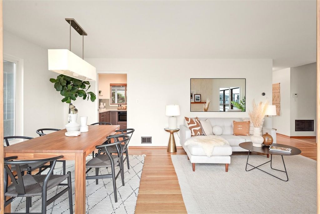 Image 11 of property listing at 225 225 Chadbourne Way, Oakland, CA 94619