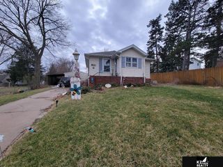 3529 Melrose Avenue, Lincoln, NE 68506