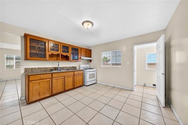 608 Davis, Montebello, CA 90640