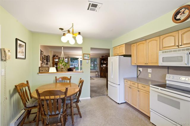 238 Blackpool Court A, Ridge, NY 11961