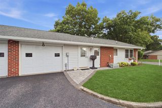 238 Blackpool Court A, Ridge, NY 11961