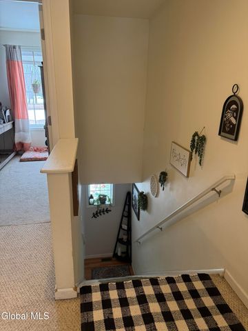 6 Feeder Bend, Glens Falls, NY 12801