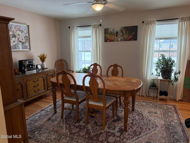 6 Feeder Bend, Glens Falls, NY 12801