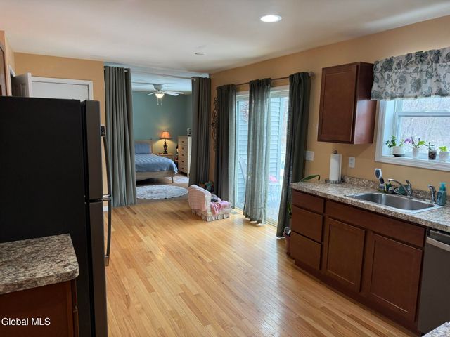 6 Feeder Bend, Glens Falls, NY 12801