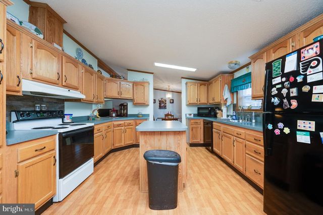 400 ALLENBROOK LN, Reading, PA 19606