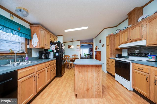 400 ALLENBROOK LN, Reading, PA 19606